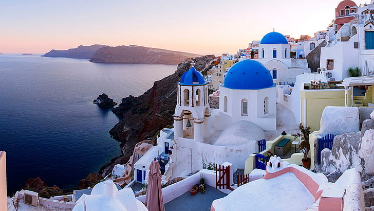 7.Heart of santorinie​